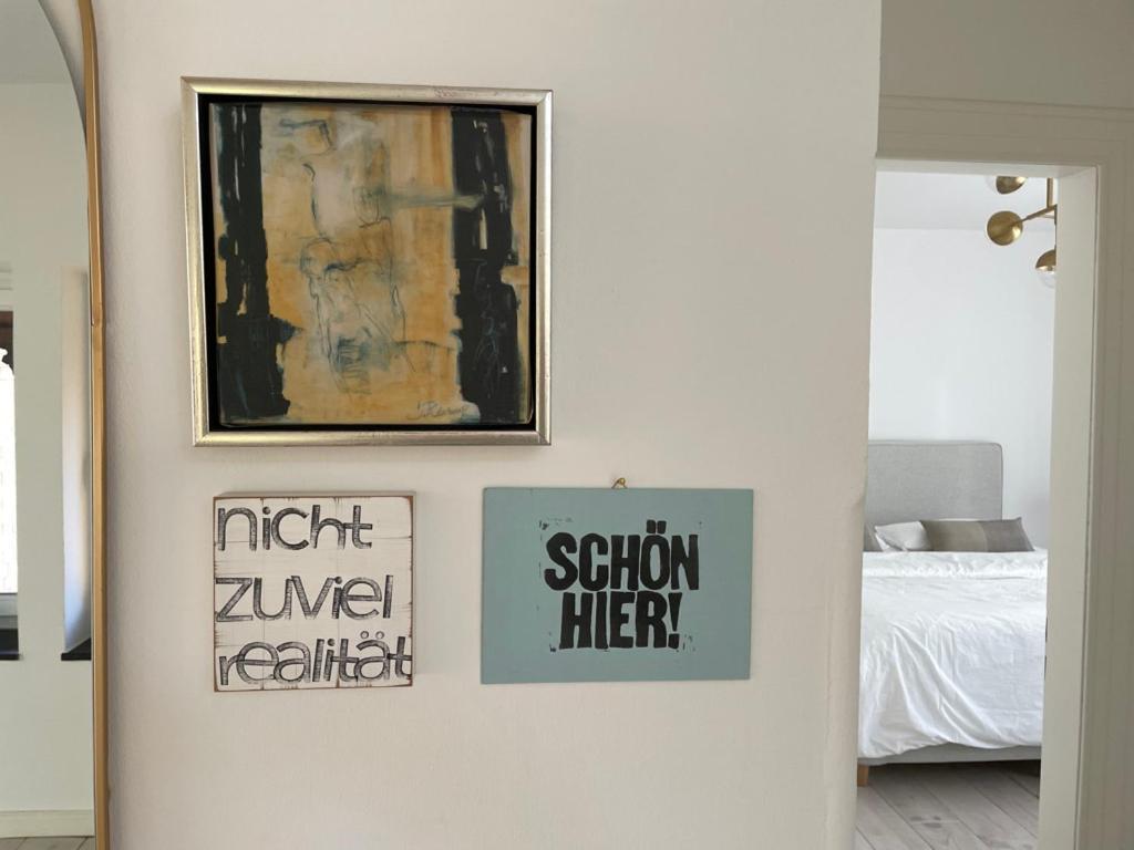 Haus Mit Tuermchen Apartment Solingen Exterior photo
